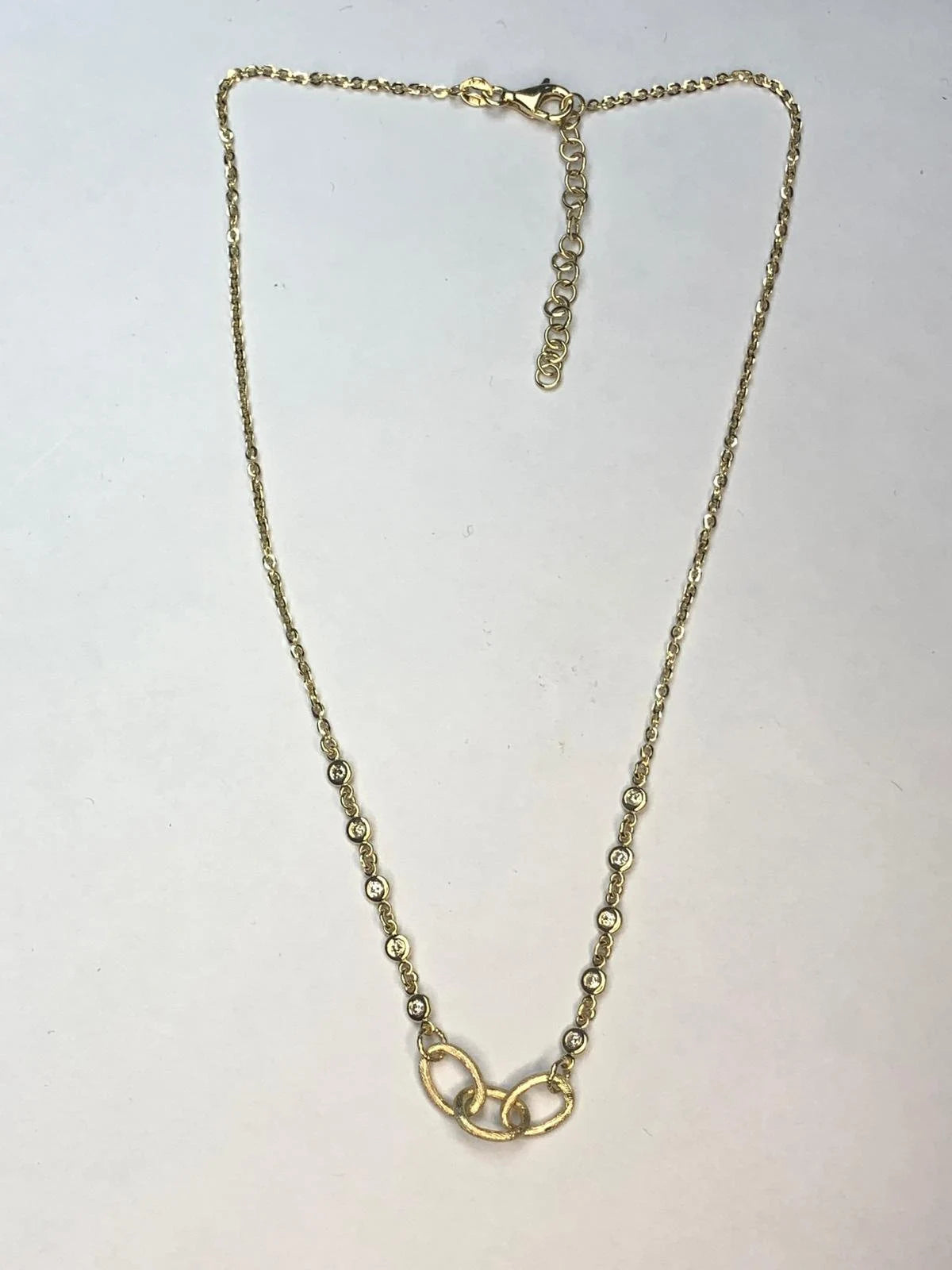 14K Gold Diamond Interlocking Circles Necklace