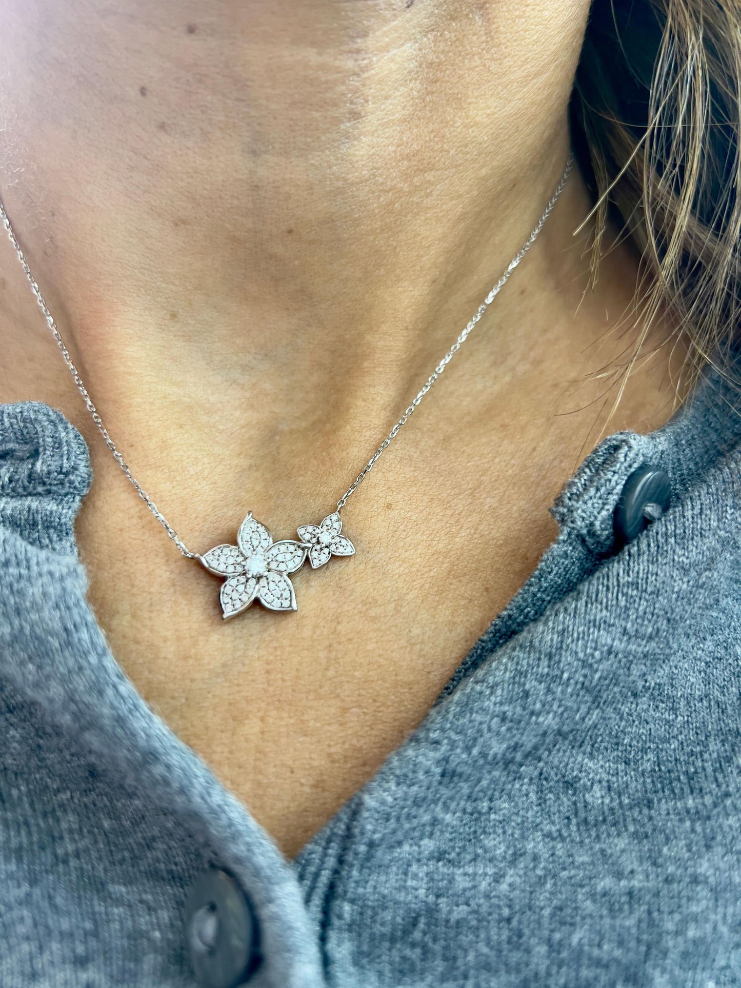 14k Gold Two Floral Motif Diamond Necklace