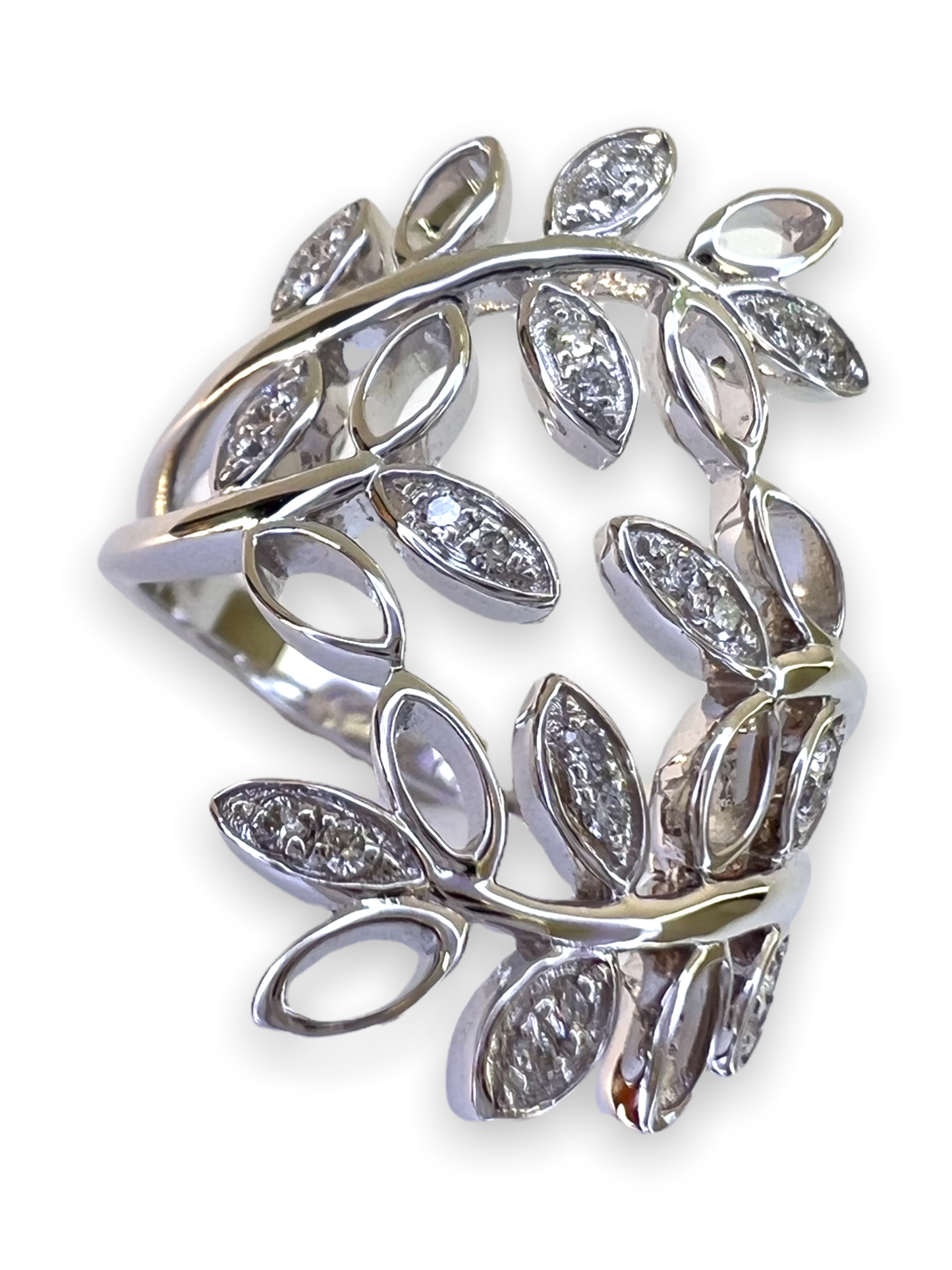14k Gold Leaf Diamond Designer Ring