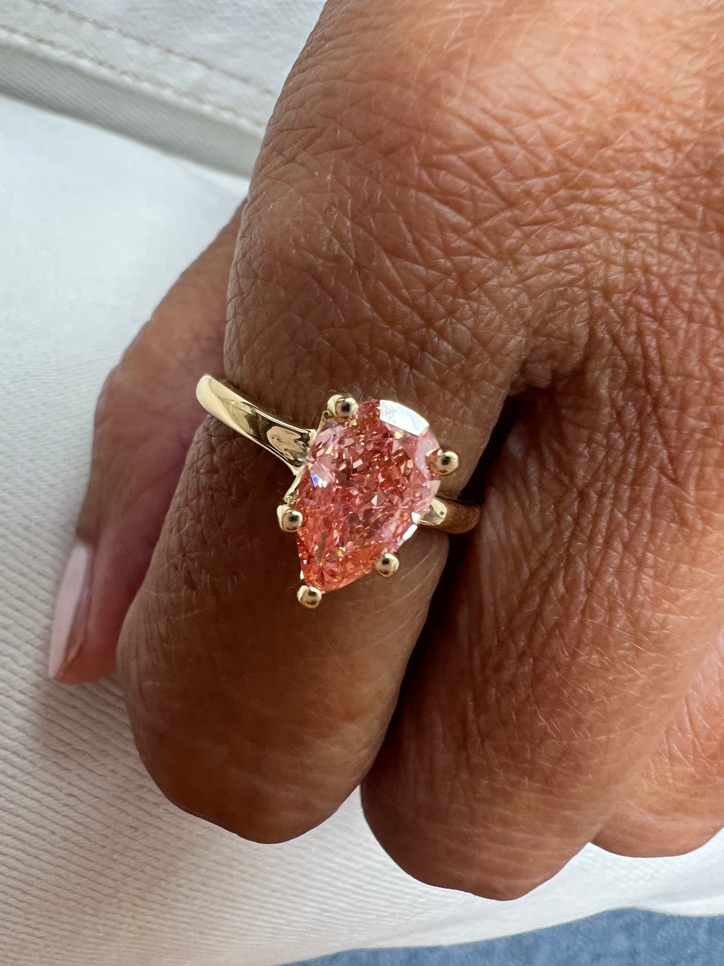 14K Gold Pear Cut Fancy Vivid Pink Lab Grown Diamond Engagement Ring