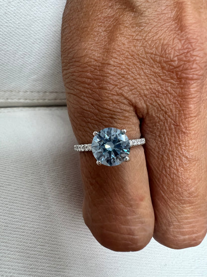 14K Gold Round Cut Fancy Vivid Blue Lab Grown Diamond Engagement Ring