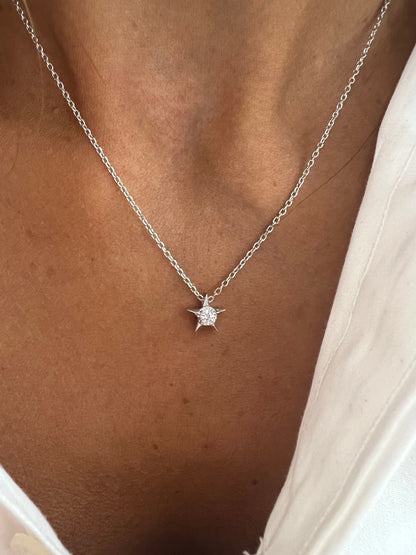 14K Gold Diamond Star Pendant Necklace