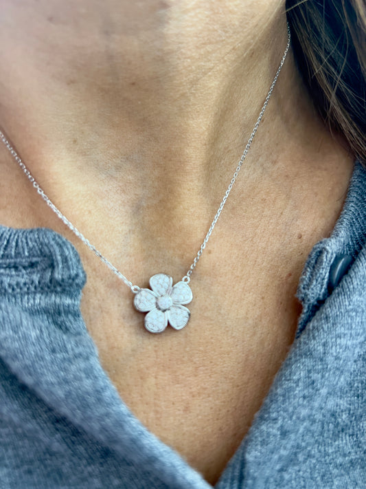 14k Gold Diamond Flower Necklace