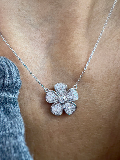 14k Gold Diamond Flower Necklace