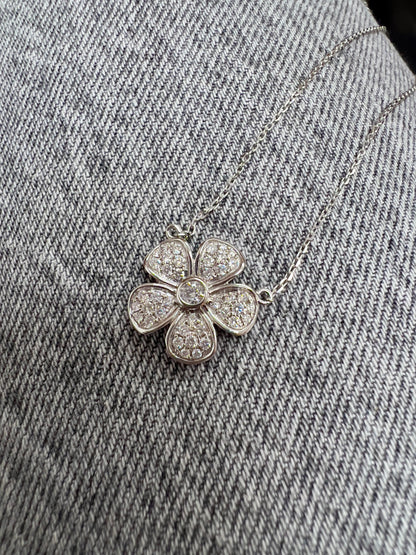 14k Gold Diamond Flower Necklace