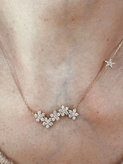 14k Gold Flower Diamond Necklace