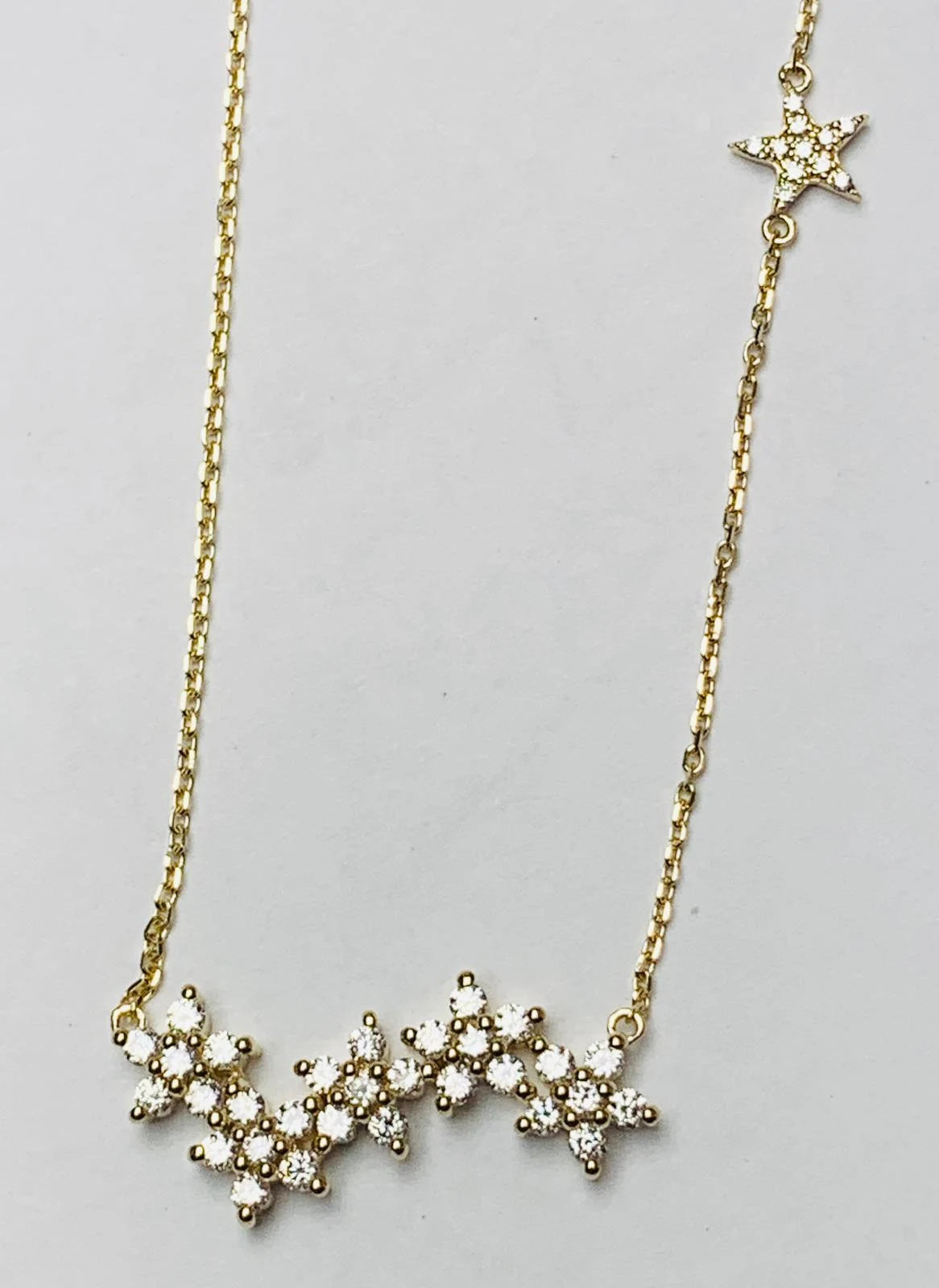 14k Gold Flower Diamond Necklace