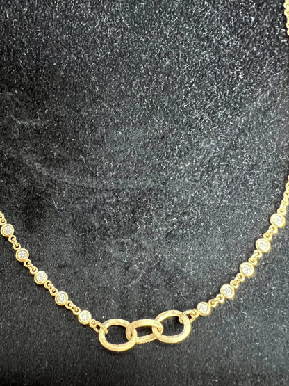 14K Gold Diamond Interlocking Circles Necklace