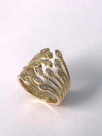 14k Gold Leaf Petal Vine Diamond Ring
