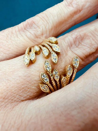 14k Gold Leaf Petal Vine Diamond Ring