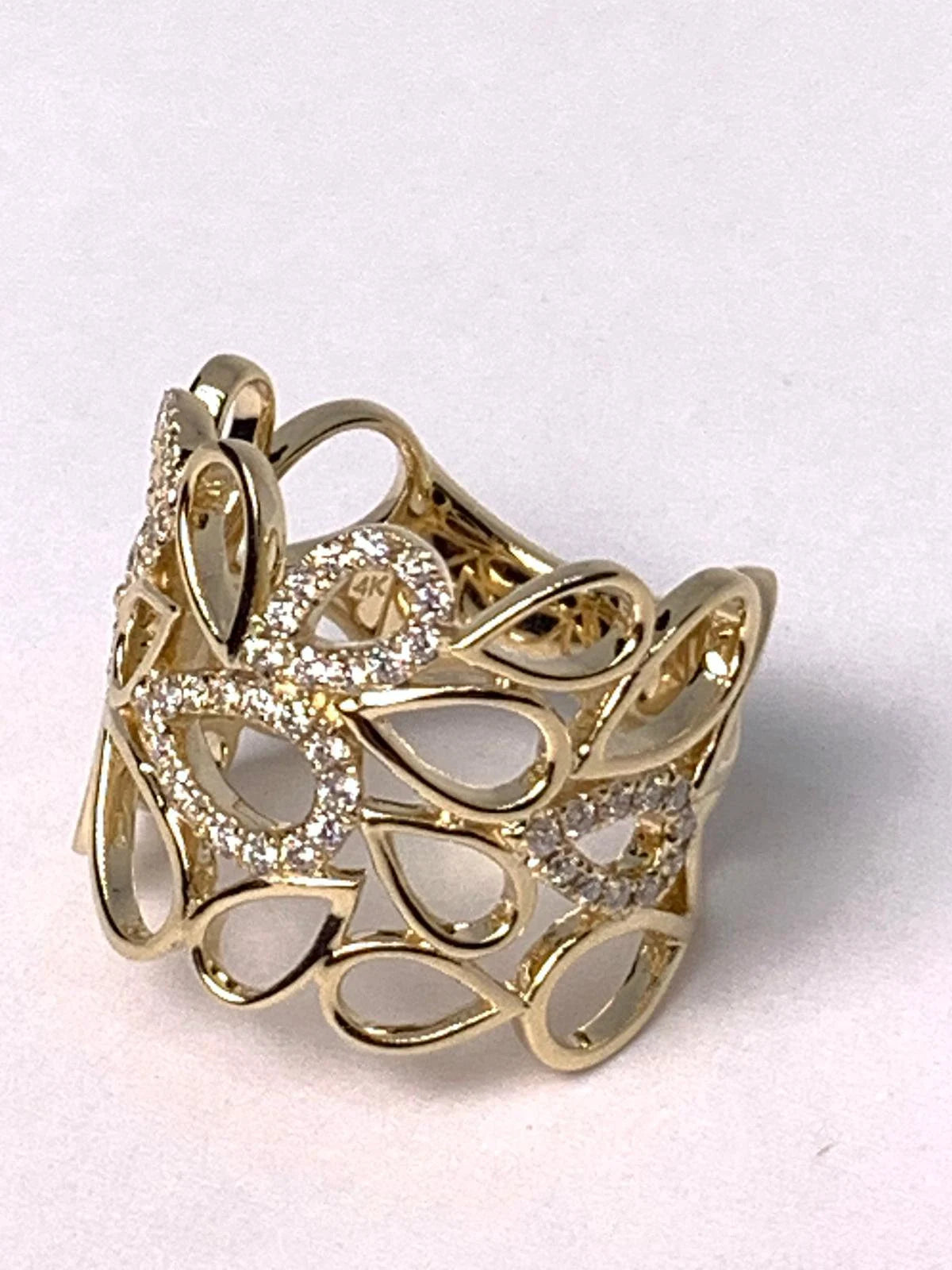 14k Gold Pear Shape Diamond Ring