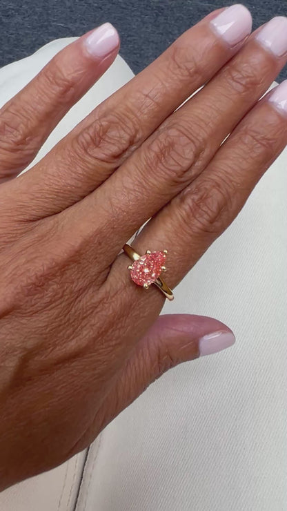 14K Gold Pear Cut Fancy Vivid Pink Lab Grown Diamond Engagement Ring