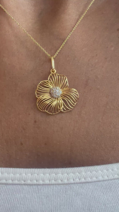 14k Gold Diamond Flower Necklace