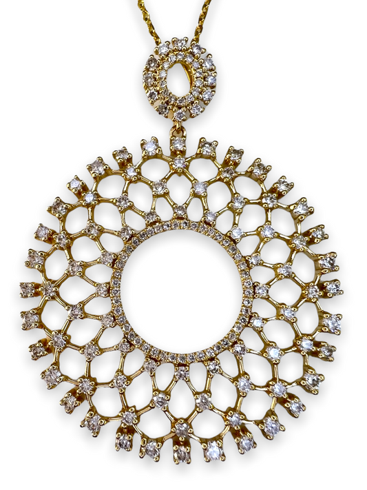 14k Gold Diamond Circle Pendant Necklace