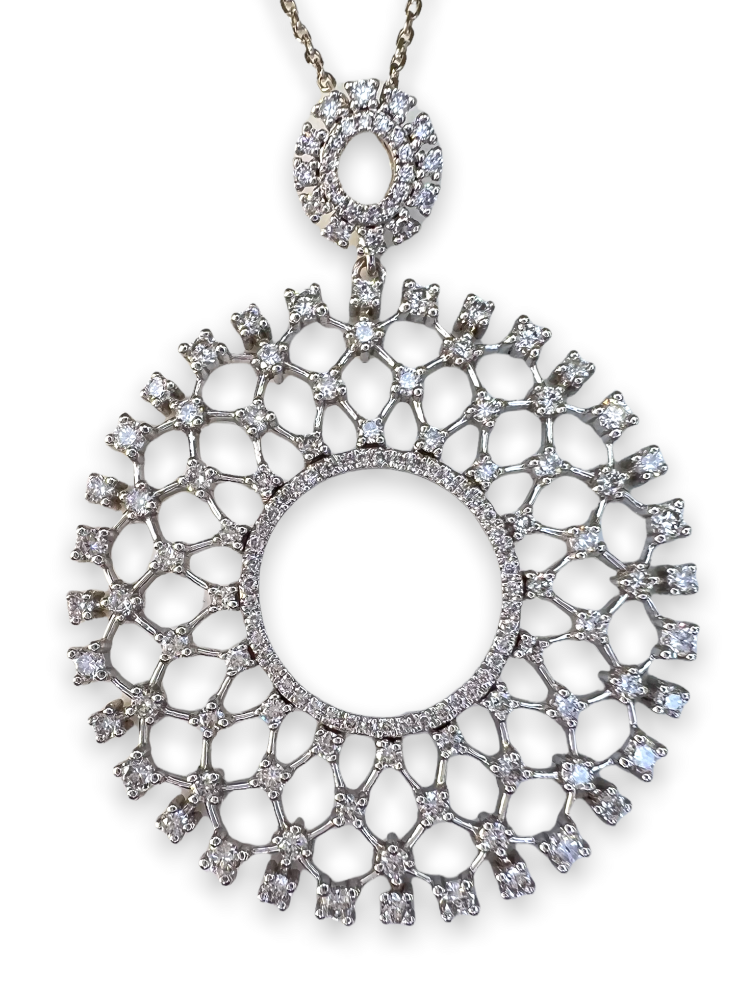 14k Gold Diamond Circle Pendant Necklace